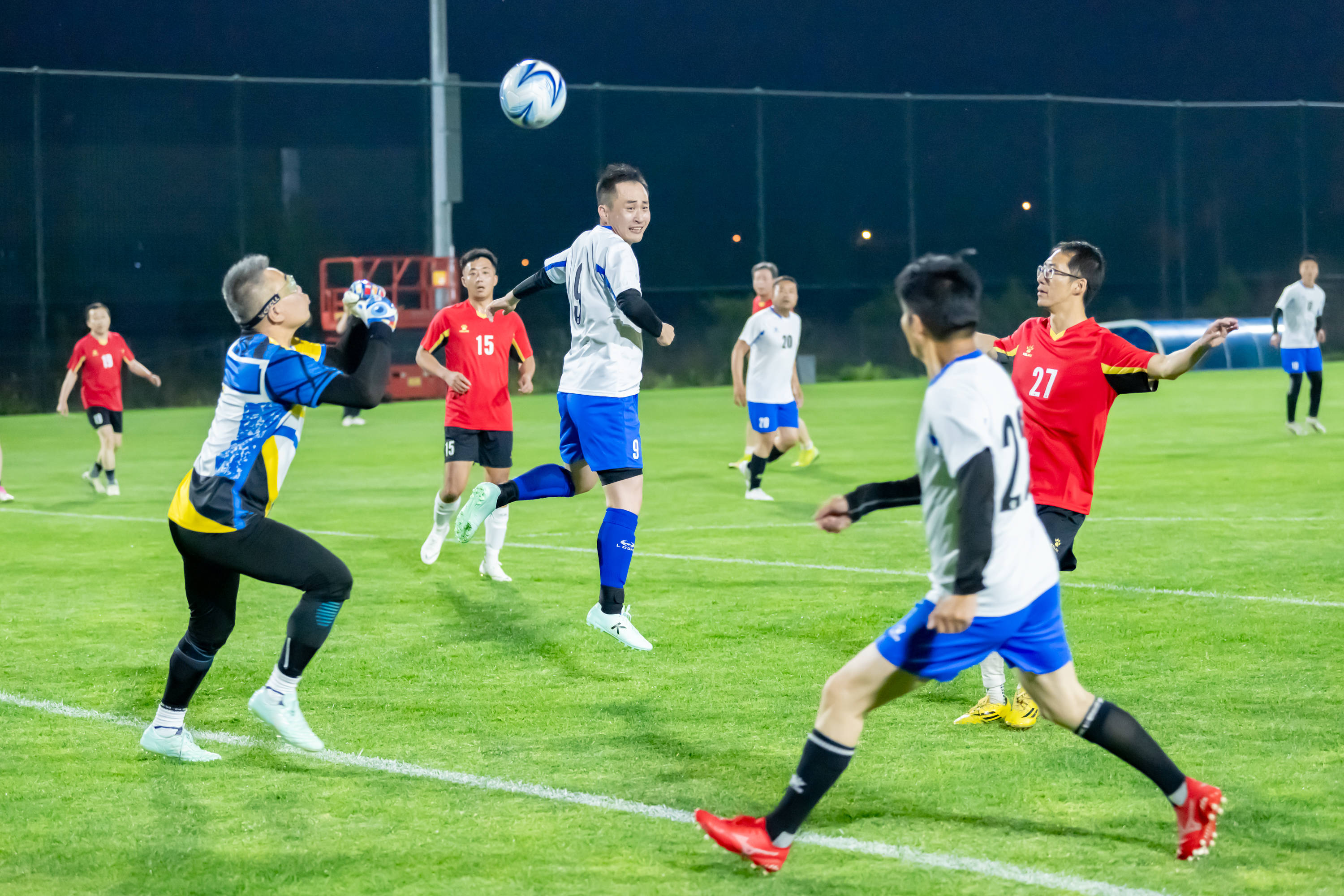 这才让签了 这才让签了