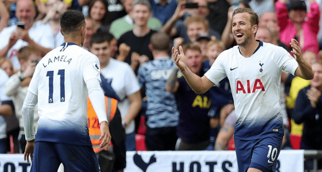 据现场人士 据现场人士