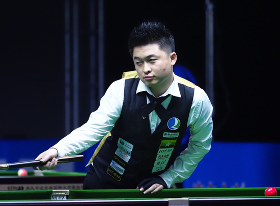 员经过严格 员经过严格